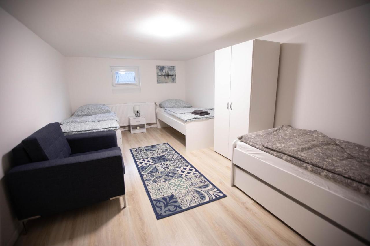 80Qm - 4 Rooms - Private Parking - Keller-Basement - Mallibase Apartments Hannover Kültér fotó